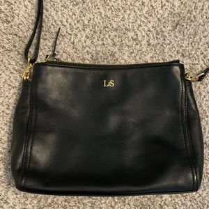 Lo & Sons PEARL Nappa Leather - Black leather with gold accents and camel lining